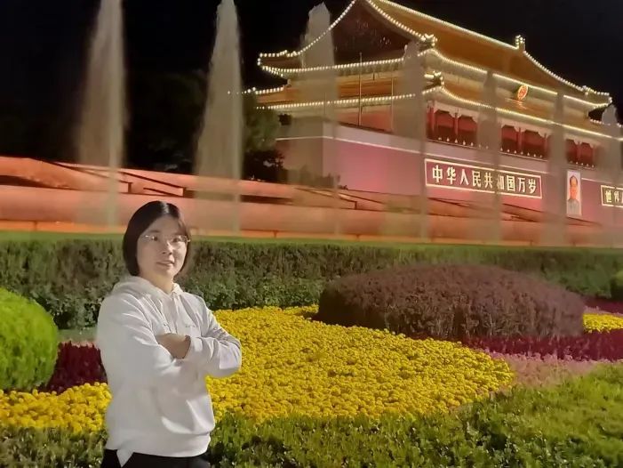 博思花藝婚慶教育，婚慶培訓(xùn)，花藝培訓(xùn)，插花培訓(xùn)，花藝師培訓(xùn)，主持人培訓(xùn)，商務(wù)主持人培訓(xùn)，花店運(yùn)營(yíng)培訓(xùn)，花店全系統(tǒng)營(yíng)銷，小白開(kāi)花店，小白學(xué)主持，金璽棠婚慶酒店，金璽棠總部，鄭州金麻雀教育科技有限公司