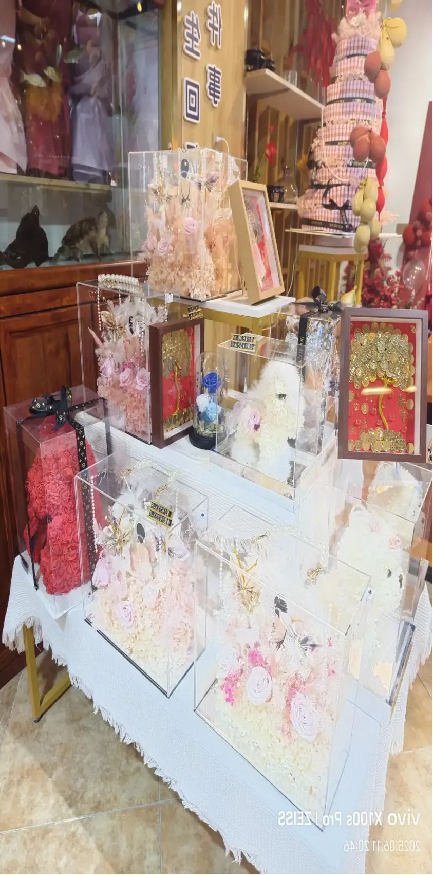 博思花藝婚慶教育，婚慶培訓(xùn)，花藝培訓(xùn)，插花培訓(xùn)，花藝師培訓(xùn)，主持人培訓(xùn)，商務(wù)主持人培訓(xùn)，花店運(yùn)營(yíng)培訓(xùn)，花店全系統(tǒng)營(yíng)銷，小白開花店，小白學(xué)主持，金璽棠婚慶酒店，金璽棠總部，鄭州金麻雀教育科技有限公司